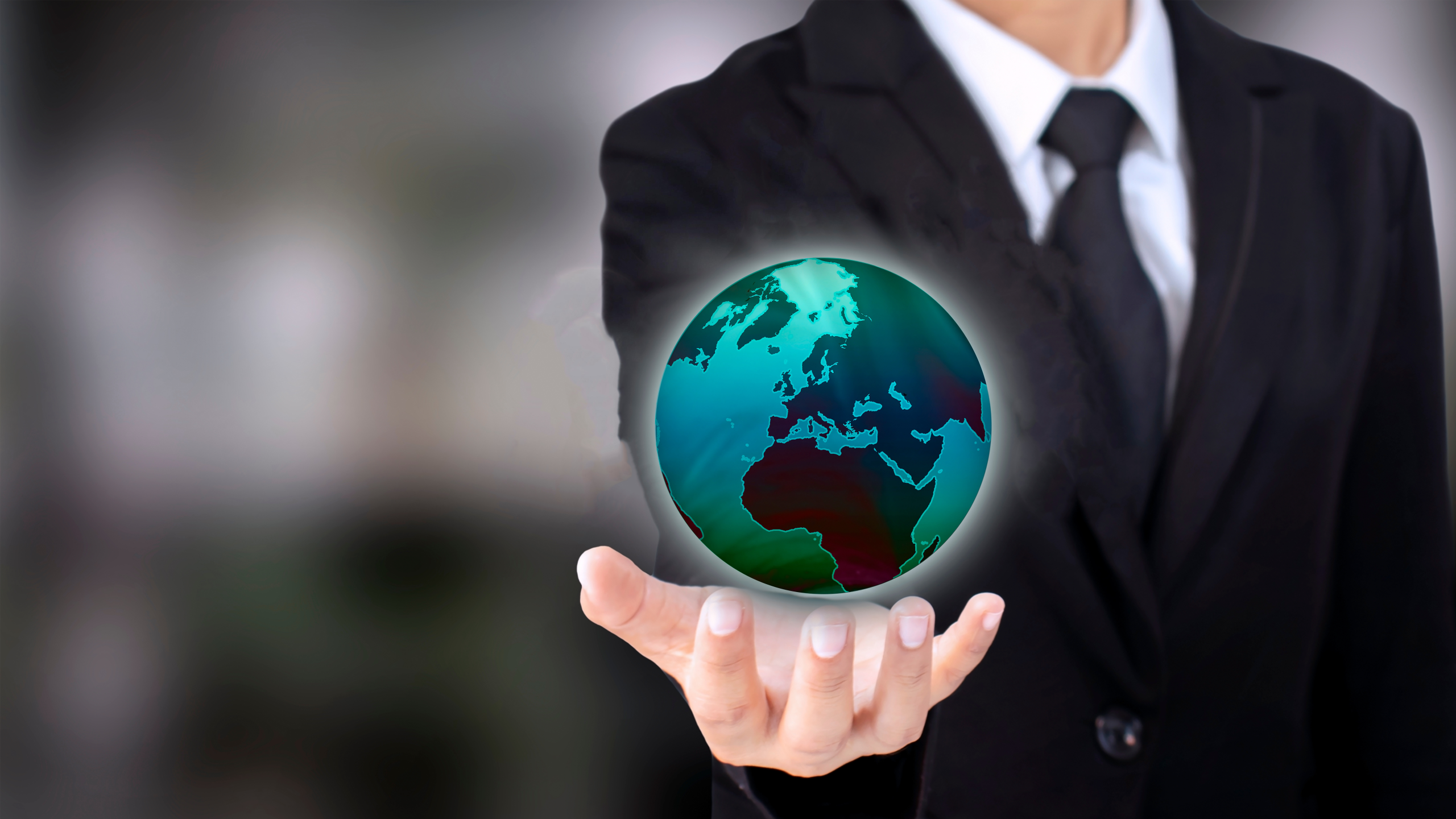 איך לסחור בשווקים בינלאומיים ולהרחיב את תיק ההשקעות שלכם?